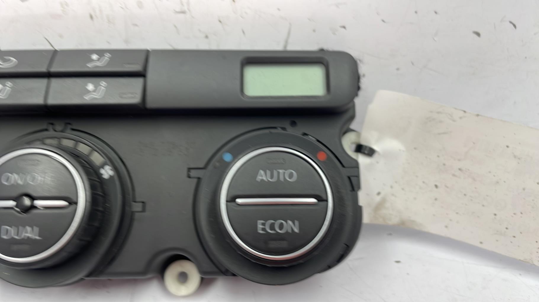 Commande chauffage VOLKSWAGEN PASSAT 5 BREAK  - 1