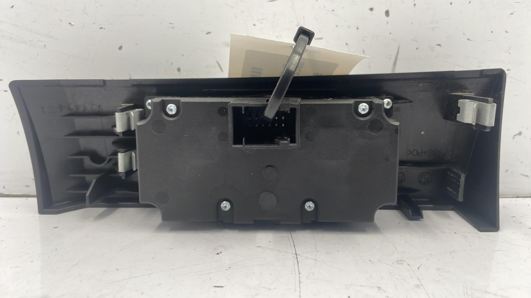 Commande de phare BMW SERIE 5 E61 TOURING PHASE 2 BREAK Diesel - 1