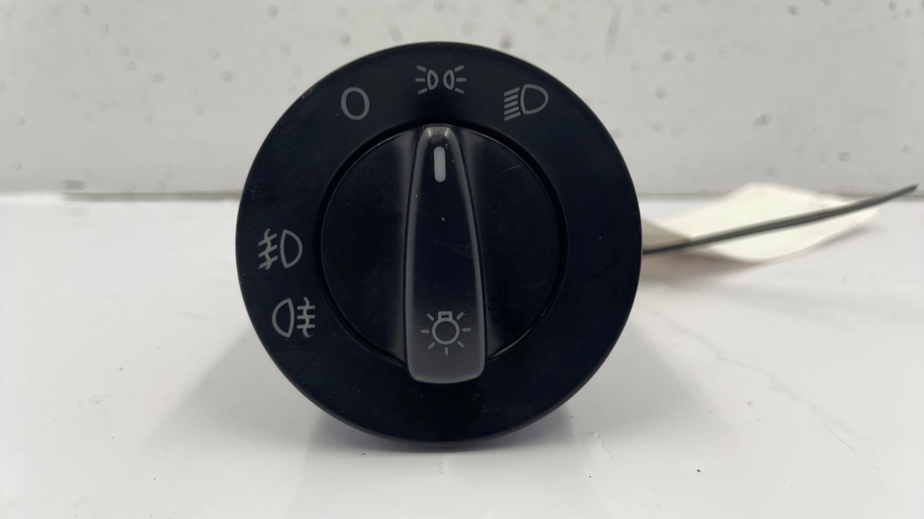 Commande de phare VOLKSWAGEN NEW BEETLE 1 PHASE 2 Diesel - 1