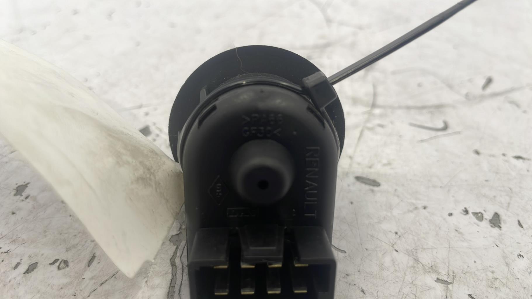 Commande retroviseurs RENAULT TWINGO 2 PHASE 1 Diesel - 1