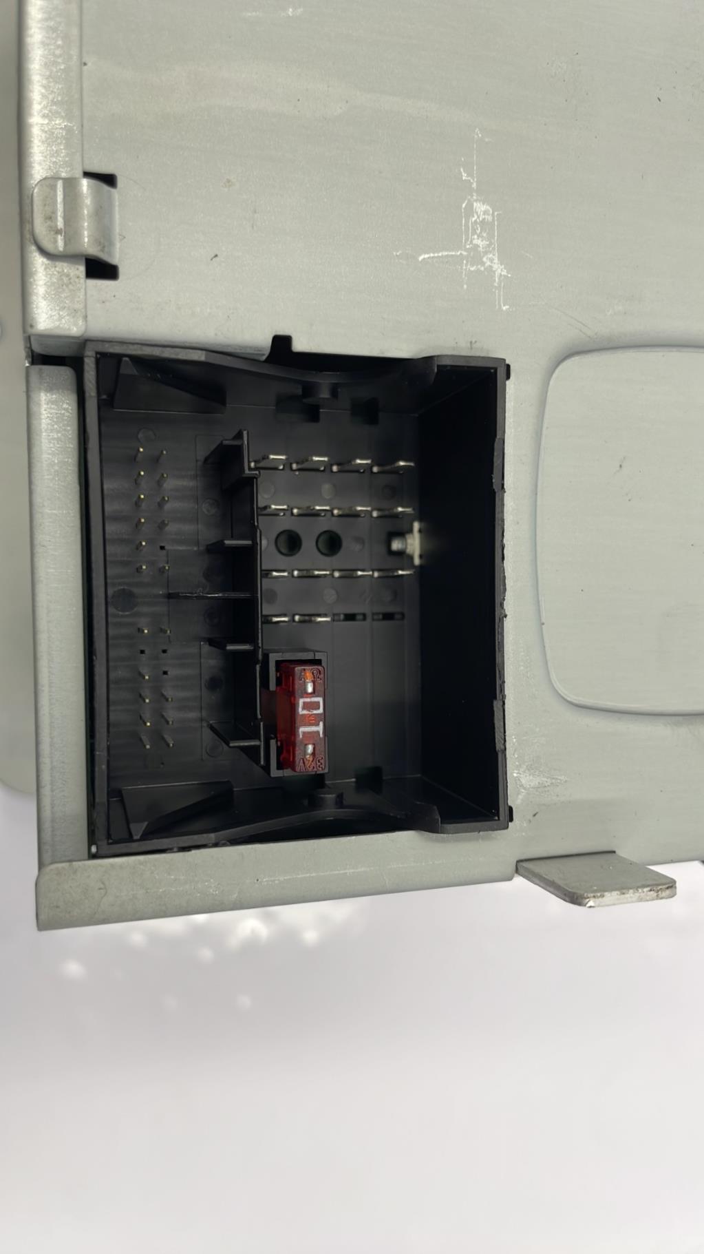 Ecran GPS VOLKSWAGEN TIGUAN 1 PHASE 2 Diesel - 1