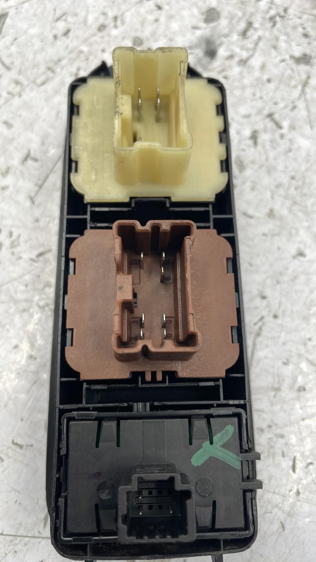 Interrupteur de leve vitre DACIA DUSTER 1 PHASE 2 Diesel - 1