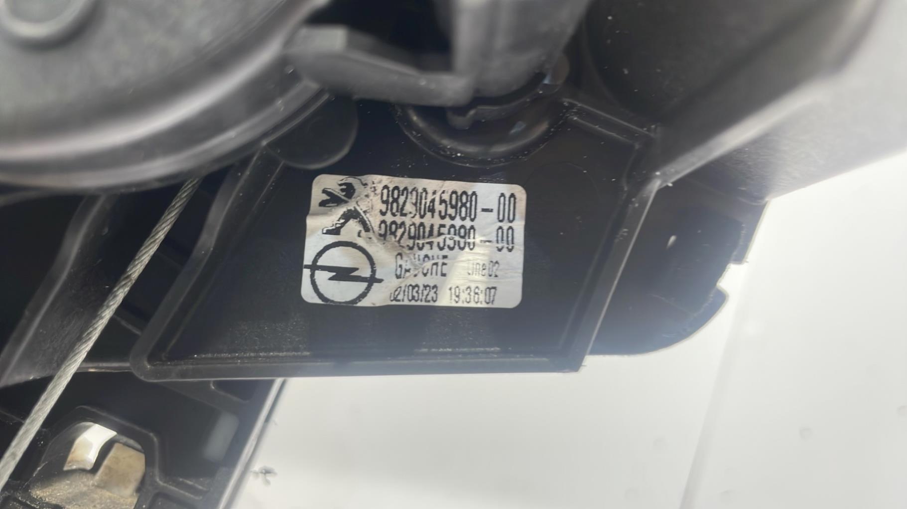 Alzacristalli elettrico posteriore sinistro PEUGEOT 208 2 Gasolina - 1