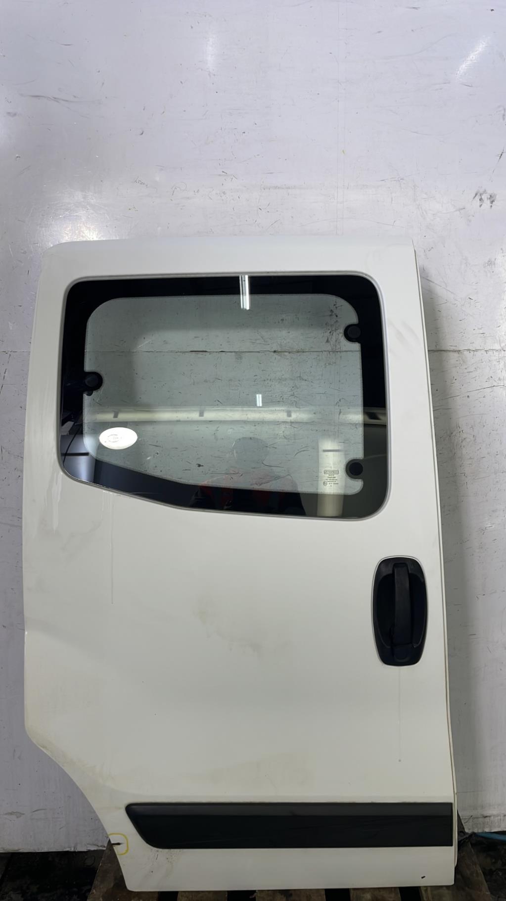 Porte laterale droit CITROEN NEMO Diesel - 1