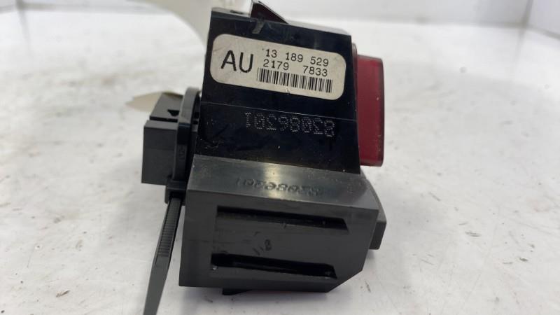 Bouton de warning OPEL CORSA D PHASE 1 Diesel - 1