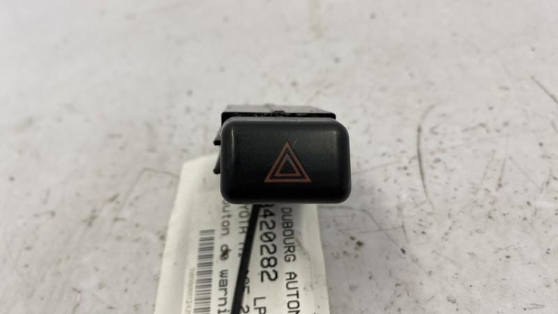 Bouton de warning TOYOTA HI-ACE 2 PHASE 2  - 1