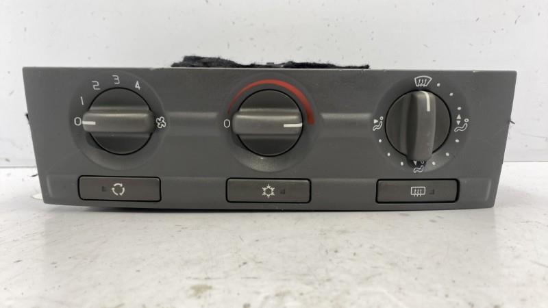 Commande chauffage VOLVO V 40 1 PHASE 1 BREAK Essence - 1