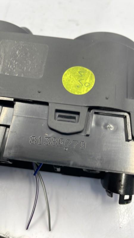 Commande chauffage VOLKSWAGEN POLO 5 PHASE 2 Essence - 1
