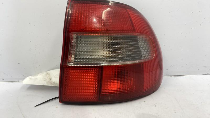 Fanale posteriore principale destro (luci) VOLVO V 40 1 PHASE 1 BREAK Gasolina - 1
