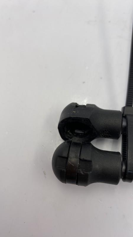 Verin de coffre RENAULT CLIO 4 PHASE 2 Diesel - 1