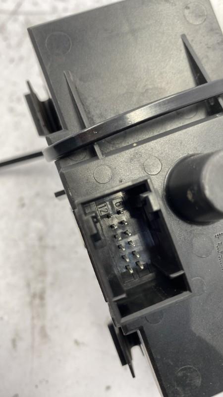 Commande de phare BMW SERIE 1 E87 PHASE 1 Diesel - 1