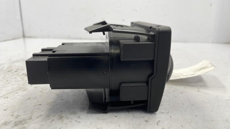 Commande de phare FORD FOCUS 2 PHASE 1 BREAK Diesel - 1