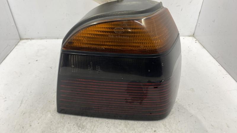 Fanale posteriore principale destro (luci) VOLKSWAGEN GOLF 3 CABRIOLET Gasolina - 1