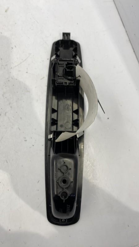Interruttore lavacristalli anteriore destro RENAULT MEGANE 3 PHASE 1 BREAK Diésel - 1