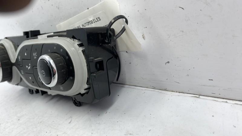 Commande chauffage RENAULT ZOE 1 Electricité - 1