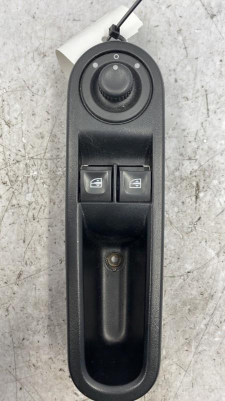 Interruttore lavacristalli anteriore sinistro RENAULT TWINGO 3 PHASE 1 Gasolina - 1