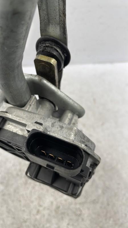 Motore tergicristallo anteriore VOLKSWAGEN POLO 4 PHASE 1 Diésel - 1