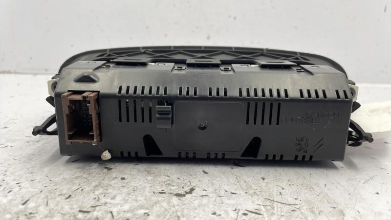 Monitor display PEUGEOT 308 1 SW PHASE 1 BREAK Diésel - 1