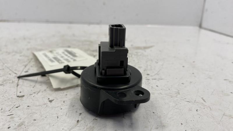 Bouton de warning PEUGEOT 108 Essence - 1