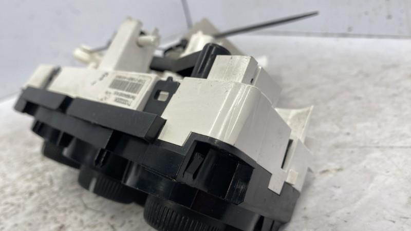 Commande chauffage PEUGEOT 308 1 SW PHASE 2 BREAK Diesel - 1