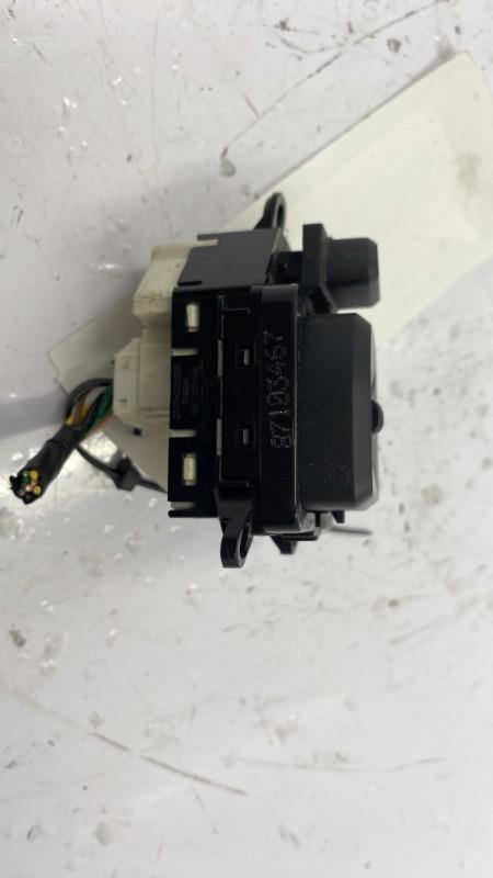 Commande retroviseurs HYUNDAI IX 35 PHASE 1 Diesel - 1