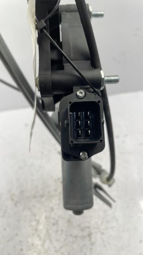 Image Leve vitre electrique avant droit - BLUECAR BLUEUTILITY
