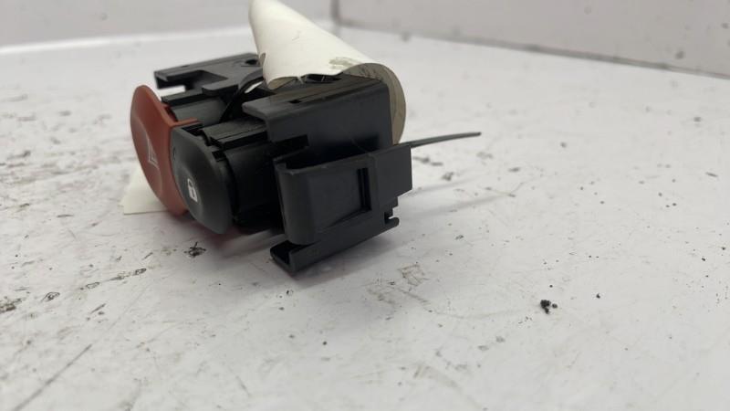 Bouton de warning RENAULT MODUS PHASE 2 Essence - 1