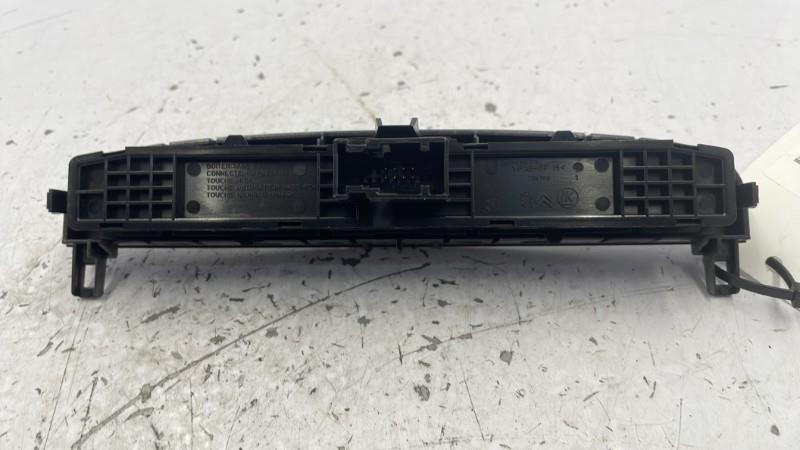 Bouton de warning PEUGEOT 308 1 PHASE 1 Diesel - 1