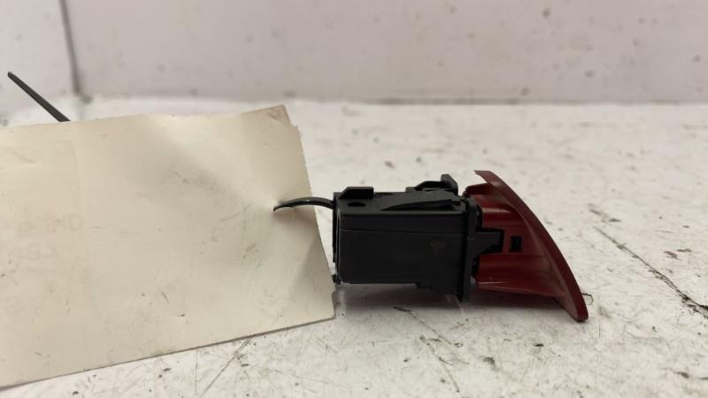 Bouton de warning PEUGEOT 307 PHASE 1 Diesel - 1