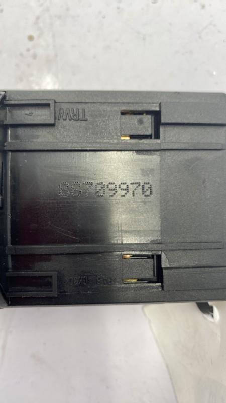 Commande de phare VOLKSWAGEN POLO 4 PHASE 2 Diesel - 1