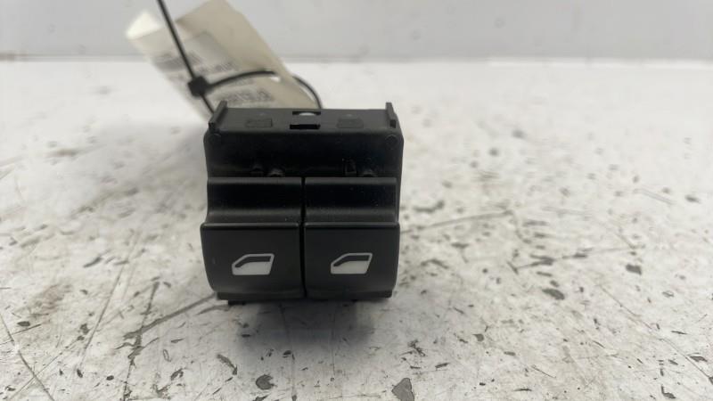 Interruttore lavacristalli anteriore destro CITROEN C4 CACTUS Gasolina - 1