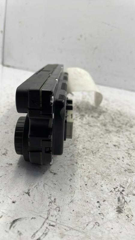 Commande chauffage VOLKSWAGEN PASSAT 5 Diesel - 1