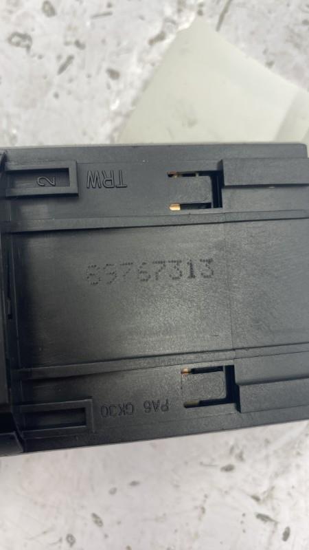 Commande de phare VOLKSWAGEN POLO 4 PHASE 2 Diesel - 1