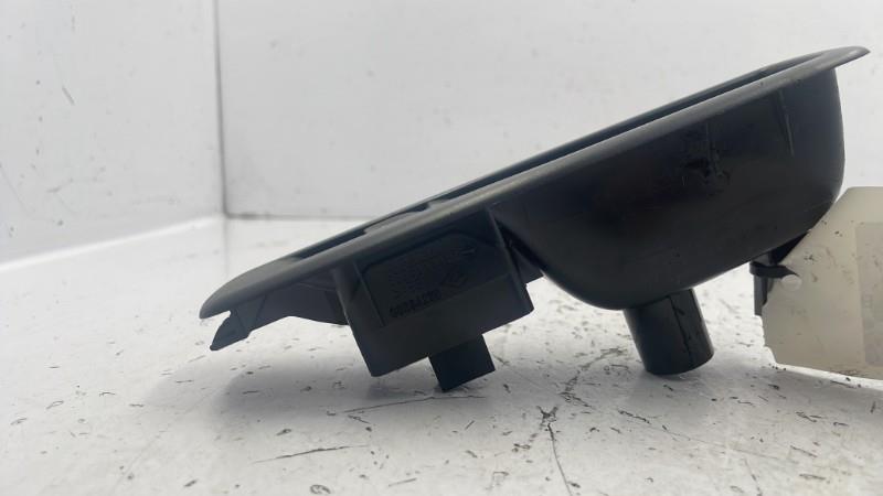 Interruttore lavacristalli posteriore sinistro RENAULT MEGANE 3 PHASE 1 BREAK Diésel - 1