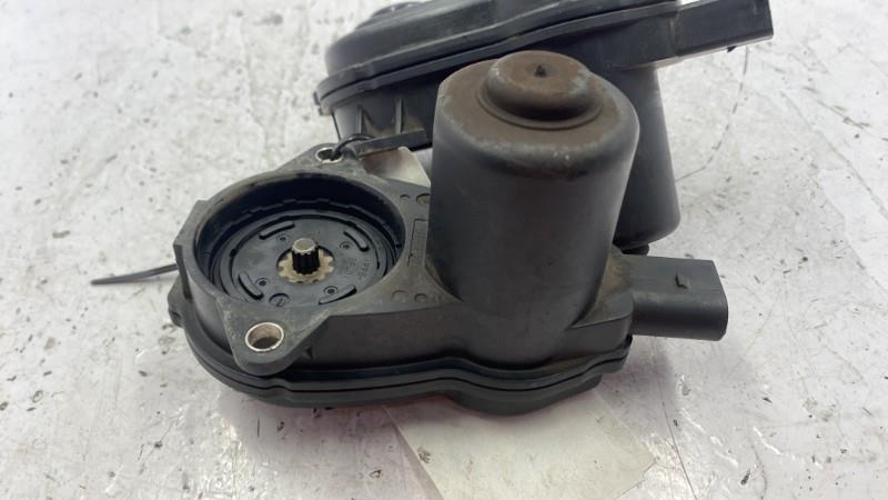 Bloc electrique de frein a main AUDI A4 3 AVANT PHASE 1 BREAK Diesel - 1