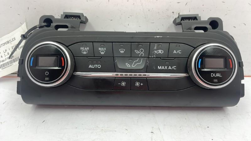 Commande chauffage FORD FOCUS 4 PHASE 1 Essence - 1