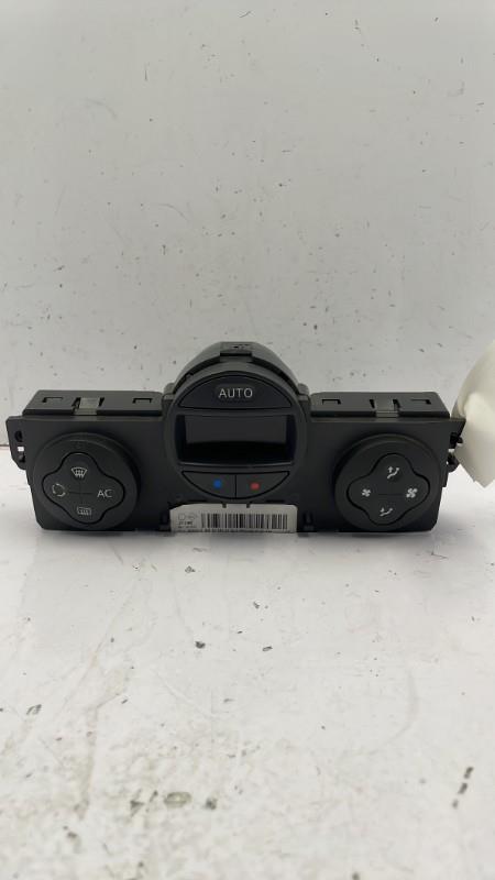 Commande chauffage RENAULT MODUS PHASE 2 Diesel - 1