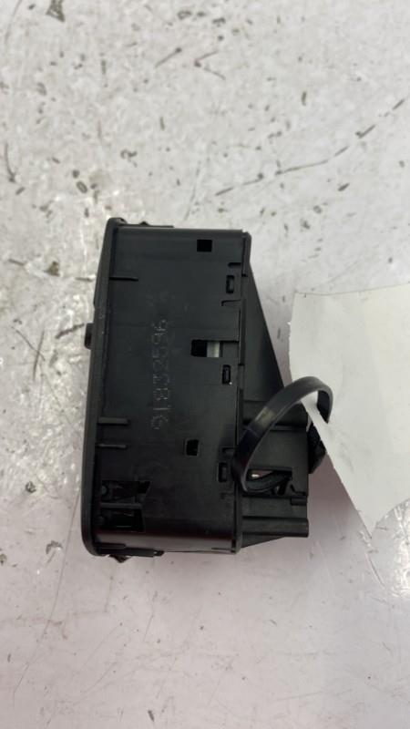 Interrupteur de leve vitre OPEL CORSA E Essence - 1