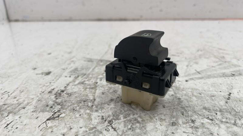 Interruttore lavacristalli anteriore destro RENAULT TWINGO 3 PHASE 1 Gasolina - 1