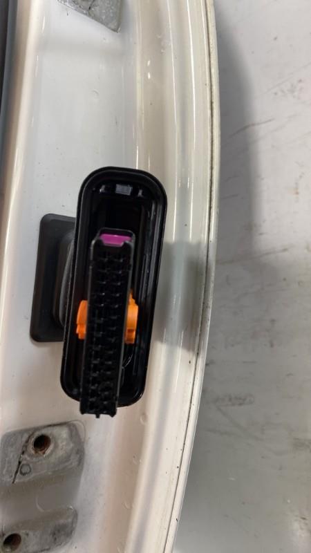 Portiera anteriore sinistra VOLKSWAGEN PASSAT 5 BREAK Diésel - 1