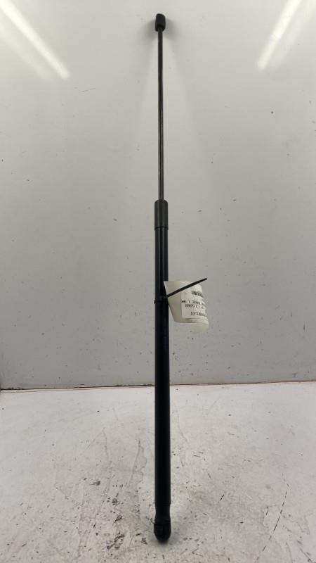 Verin de capot AUDI A4 3 AVANT PHASE 1 BREAK Diesel - 1