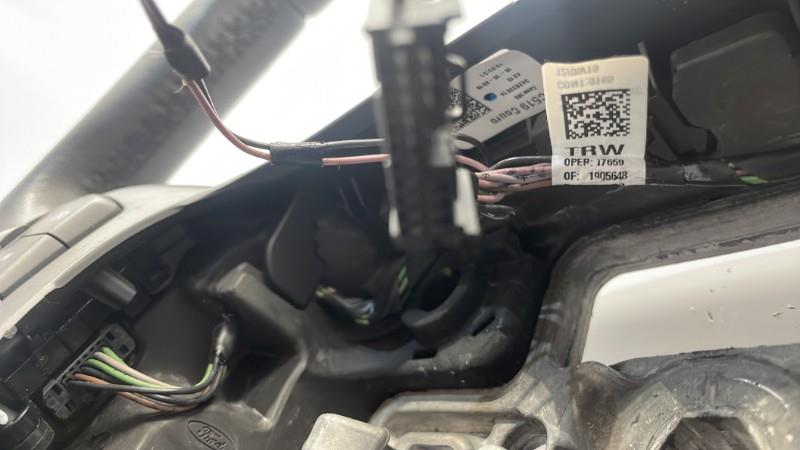 Volant FORD FOCUS 4 PHASE 1 Essence - 1