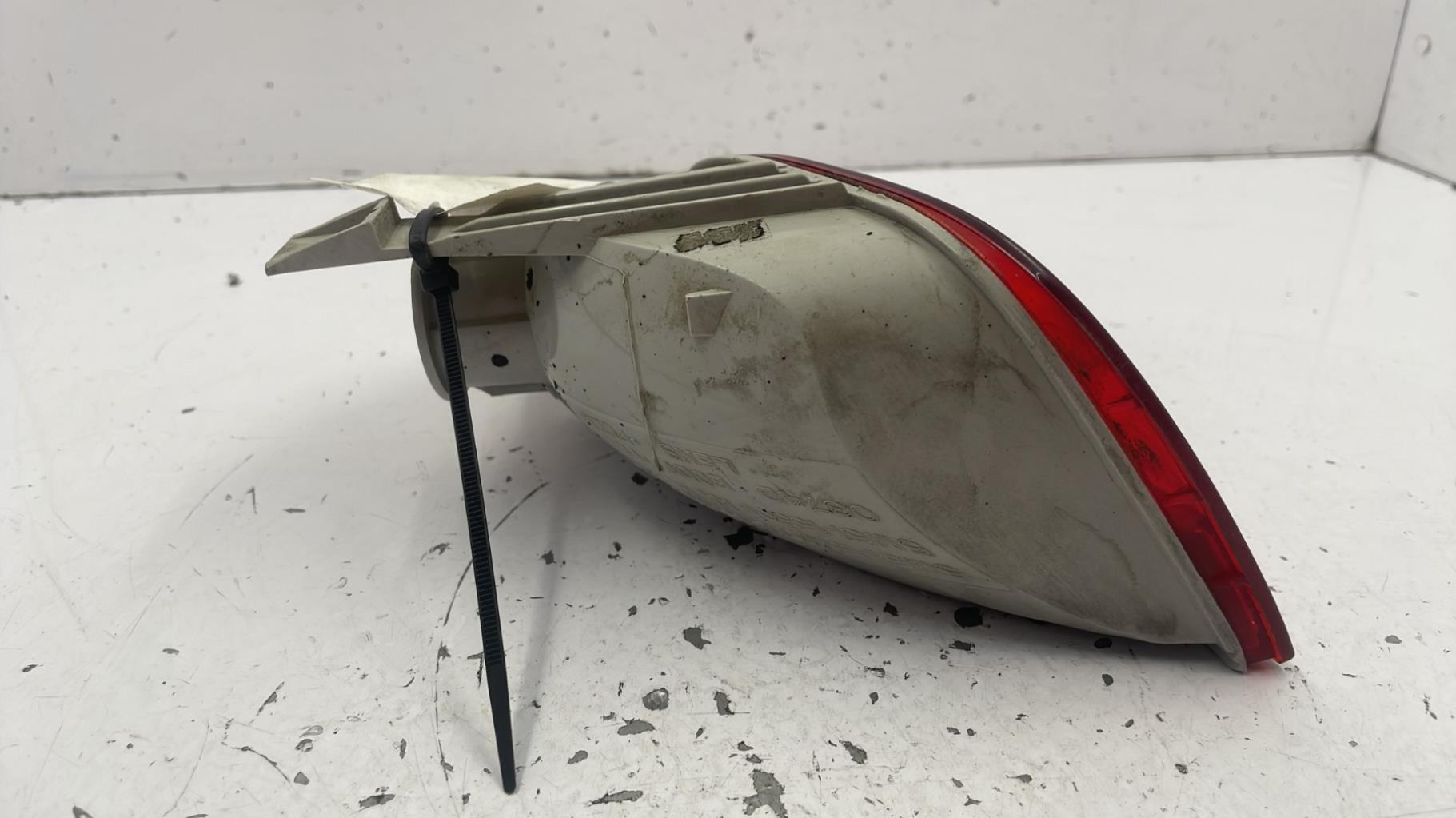 Luce paraurti posteriore sinistra FORD FOCUS 2 PHASE 1 Diésel - 1