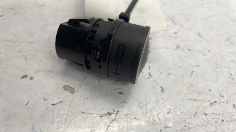Bouton de demarrage RENAULT CLIO 4 PHASE 2 Essence - 1