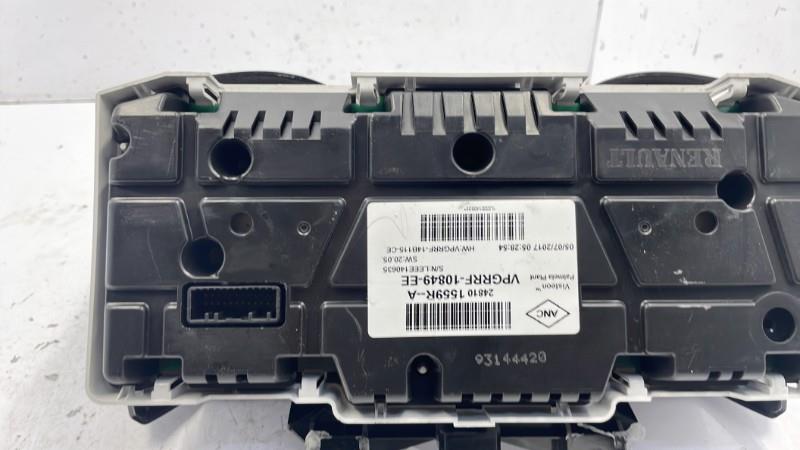 Compteur RENAULT CLIO 4 PHASE 2 Essence - 1