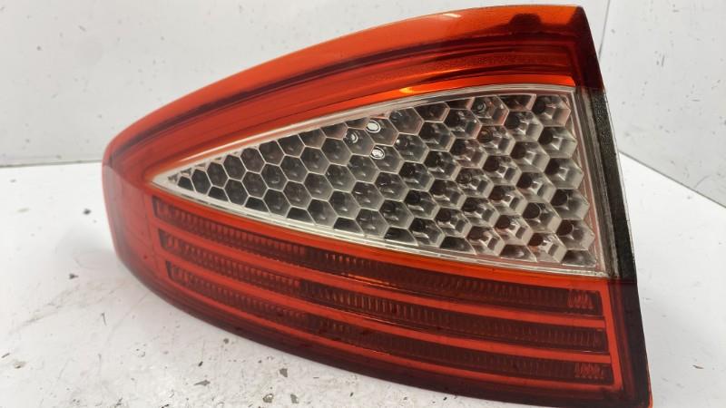 Fanale posteriore principale sinistro (luci) FORD MONDEO 3 PHASE 1 Diésel - 1