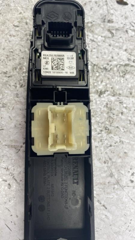 Interruptor de elevalunas RENAULT CLIO 4 PHASE 2 Gasolina - 1