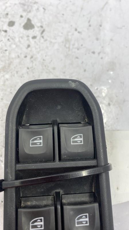 Interruptor de elevalunas DACIA DUSTER 2 PHASE 1 Gasolina - 1