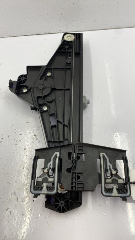 Alzacristalli elettrico posteriore destro PEUGEOT 2008 2 Gasolina - 1