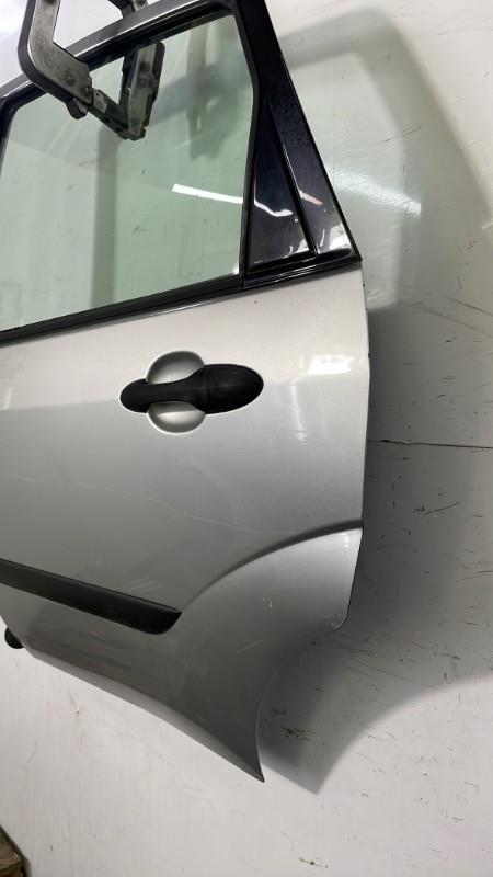 Portiera posteriore sinistra FORD FOCUS 1 Gasolina - 1